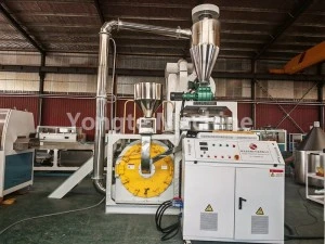 Bedieningshandleiding van de kunststof vergruizermachine