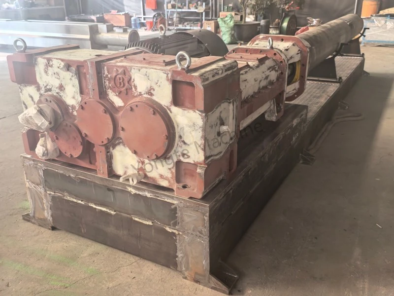 Zeer efficiënte parallelle dubbelschroefsextruder voor het recyclen van plasticfolieafval tijdens de productie