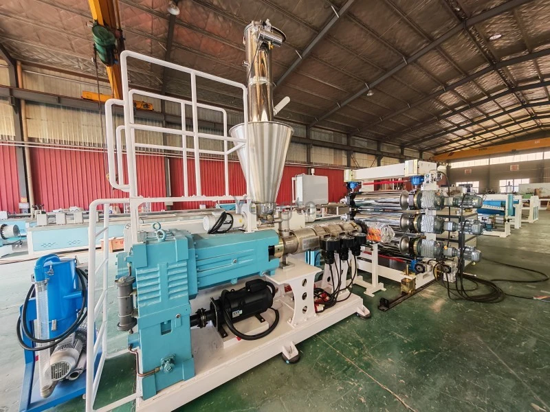 600 mm PVC-plaat extrusielijn voor Chinese klant