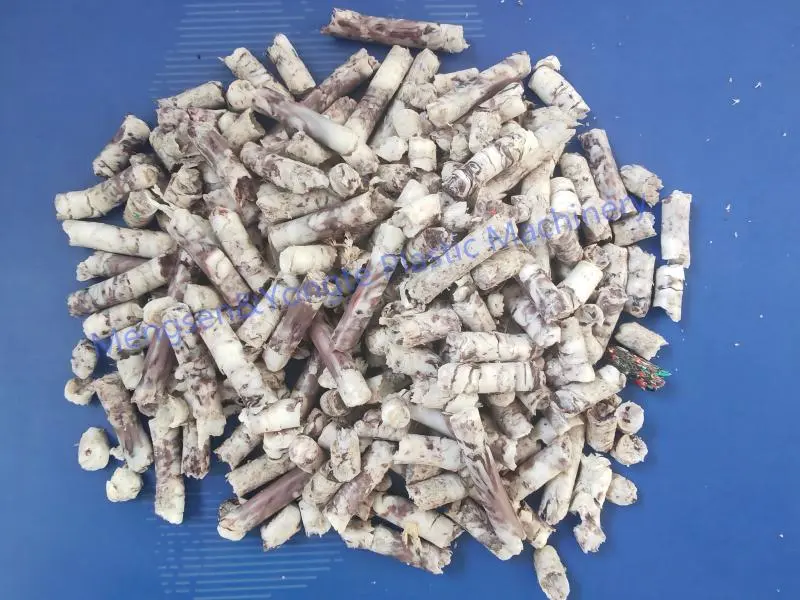 Compacte plastic pellets gemaakt door compressiepelletiseermachine voor recycling van plastic films