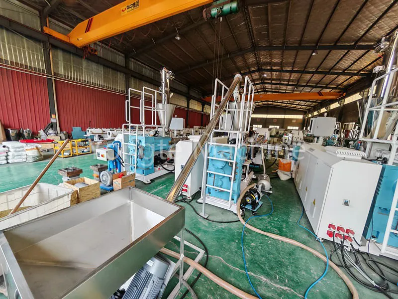 WPC-verwerkingsproductielijn